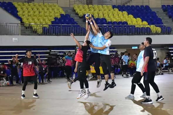 Foto Arena Demo A 3 daripada 3